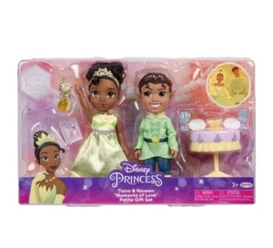 Disney Princess Tiana & Naveen Moments if Love Petite Gift Set Toy - Picture 1 of 5