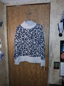 LOFT Turtleneck Sweater Leopard Print Womens Size Medium Wool Blend 42×23 - Picture 1 of 11