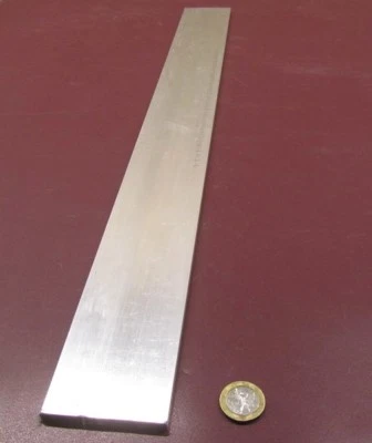 Алюминиевый стержень 7075 T651, толщина 1/4 дюйма (0,250 дюйма) x ширина 2 1/2 дюйма x длина 24 дюйма - Изображение 1 из 4