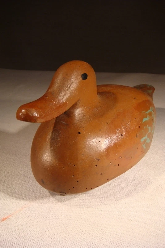 ANCIEN APPELANT APPEAU DE CHASSE CANARD EN BOIS SCULPTE ART POPULAIRE - Photo 1/1