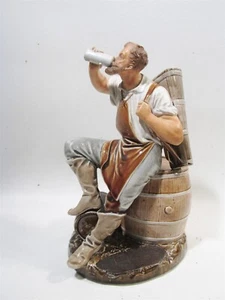 Figura antigua gran alemana de mayólica mesa fósforo huelga hombre bebedor - Imagen 1 de 12
