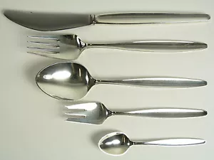 Georg JENSEN Cutlery - CYPRESS / CYPRES Pattern - 5 Piece Table Setting - Picture 1 of 2