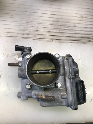 2006-2009 Subaru Forester Impreza Legacy Outback Throttle Body 16112AA180 OEM - Image 1 of 3