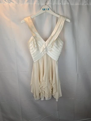 BCBGMaxAzria Crema Plisada Top Y2K Usado en Excelente Condición Foto 1 de 4
