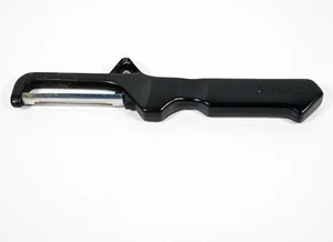 FARBERWARE Vegetable Fruit Peelers Black Comfort-Grip Handles - Picture 1 of 4