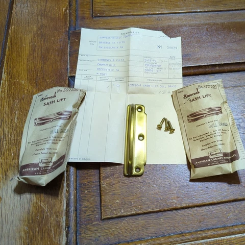 Pair VINTAGE MIB 1949 AMEROCK Window Sash Lift Handles Dull Brass Plated NEW Cover
