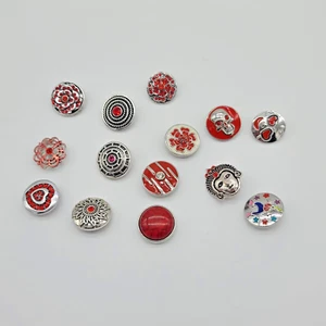 14 piezas. Lote de dijes a presión con botones temáticos rojos, 20 mm, broches de jengibre, intercambiables - Imagen 1 de 20