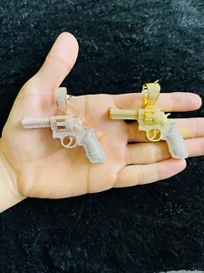 Ciondolo diamante simulato hip hop con finitura oro 14k con catena - Foto 1 di 3