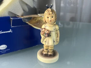  Hummel Figur 795/0 Aus meinem Garten 12 cm. 1 Wahl Top Zustand mit Ovp - Bild 1 von 3
