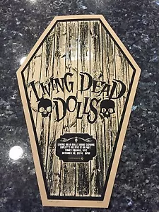 MEZCO LIVING DEAD DOLLS GIG POSTER LIMITED EDITION OF 136 FREE SHIPPING - Picture 1 of 4