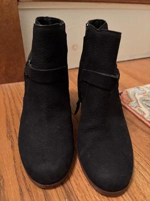 Cole Haan  womens  ankle booties size 5 - Image 1 of 4