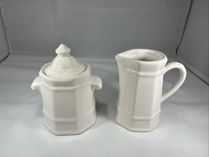 Vintage Pfaltzgraff Heritage White Creamer (Pitcher) & Sugar Bowl w/Lid - Picture 1 of 13