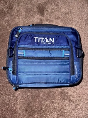 Lonchera expandible Titan Deep Freeze con 2 paredes de hielo y juego de contenedores - azul Foto 1 de 4