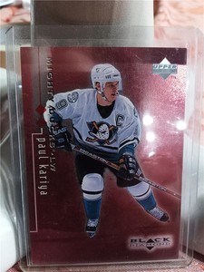 1999 Upper Deck Black Diamond Paul Kariya 1580/2000 Rose Holo