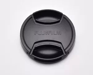 Fujifilm X 58mm Pinch Style Front Lens Cap (#9320) - Picture 1 of 2
