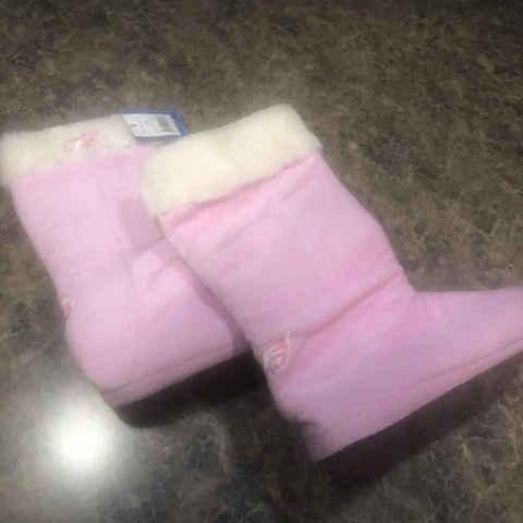 New NFL Superbowl Champion Philadelphia Eagles Boot Slippers Pink  XL (W 11-12) Cover