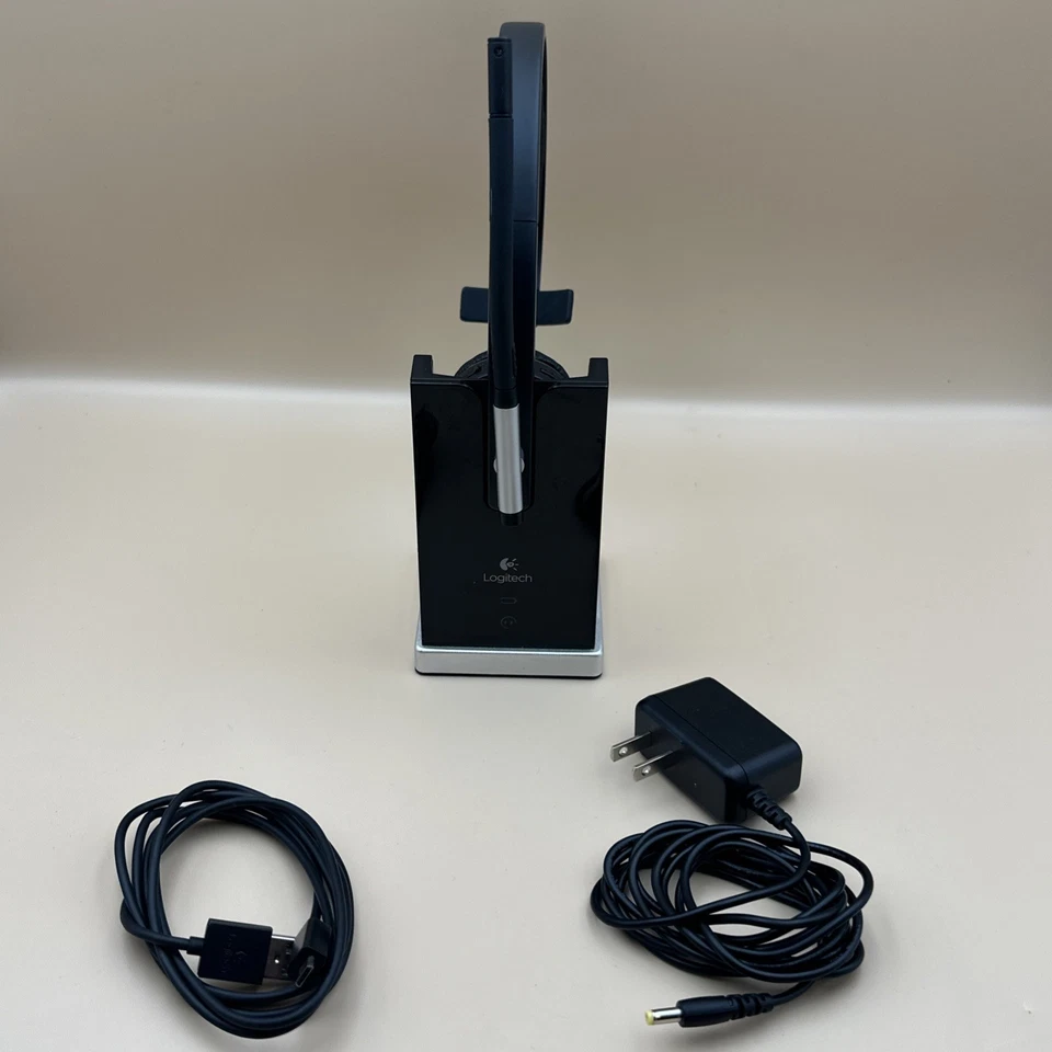 Logitech H820e Wireless Single Ear Mono Headset w Dock Base and Charger - Image 1 of 4