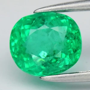 💎 GLC CERTIFIED 0.99ct Oval Natural Green Emerald - Lustrous, Ethiopia Gem - Picture 1 of 5