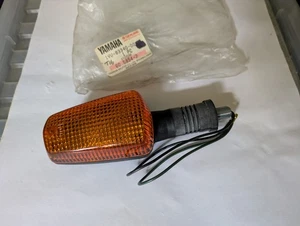 Original Yamaha Blinker hinten rechts 1VU-83340-00 RD350 YPVS 86-88 FZ750 SRX600 - Bild 1 von 4
