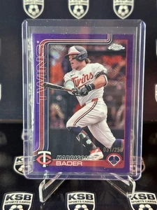 Topps Chrome Logofractor Baseball 2025 Harrison Bader Purple Refractor /225 - Bild 1 von 2