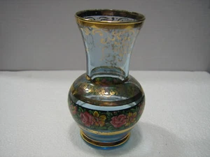FLORAL AND GOLD TRIM VINTAGE  4"  GLASS  VASE  CLEARANCE PRICE   - Picture 1 of 5