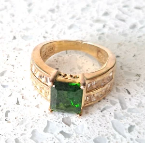 Estate Find Size 5 3/4 HT 925 China Ring Unknown Green & Clear Stones Gold Tone - Picture 1 of 5