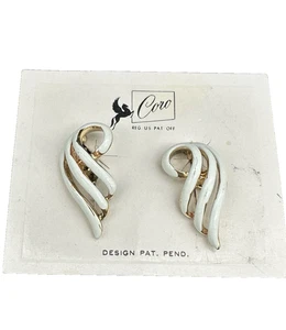 Vintage Signed Coro White Silver Tone Enamel Swirl 1960s Screw back Earrings - Picture 1 of 8