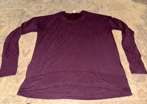 Athleta Damen Gr. Medium Sweatshirt Pflaume Rundhals Pullover Shirt weich - Bild 1 von 4