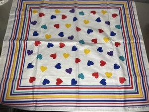 Vintage 14193 helle Herzen Streifen mehrfarbig Schal Bandana Hergestellt in den USA 2er Set - Bild 1 von 6