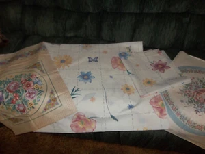 Lot of Vintage Craft Fabric Panel Quilt Pillow Squares Pink/ Blue Floral - Picture 1 of 7