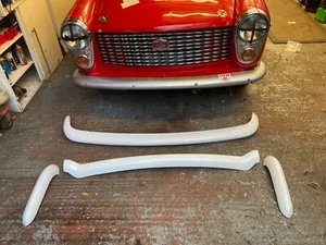 AUSTIN A40 FARINA BUMPERS IN FIBREGLASS MK1 STYLE BUT ALSO FIT MK2 - Picture 1 of 3
