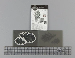CRAFTERS! Sizzix 3-D Impresslits OAK LEAF by Tim Holtz - Picture 1 of 1