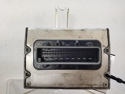 Módulo de control de carrocería usado se adapta a: Chrysler Town & Country 2002 control de carrocería BCM encendido Foto 1 de 4