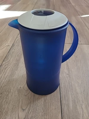 Tupperware Thermowächter Junior Thermoskanne 0,6 l Blau Weiß Isolierkanne - Bild 1 von 4