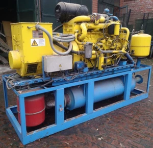 Stromgenerator Notstromaggregat Iveco Motor 6Zylinder Blockheizkraftwerk 125 KVA - Bild 1 von 3