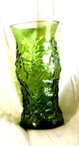 Vtg E.O. Brody & CO. Cleveland, OH Emerald Green Crinkled Glass 9.5" - Picture 1 of 2