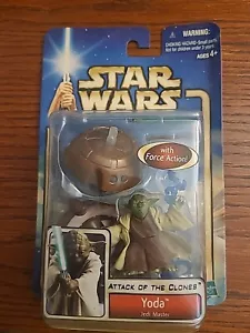 Hasbro Star Wars Attack of the Clones: YODA Jedi Master Action Figure - 2002 - Picture 1 of 2