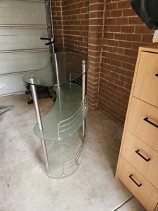 Glass Shelving - Picture 1 of 5