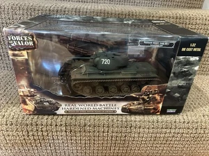 Unimax Forze del Valore 1:32 Carro pesante russo KV-1, Fronte E. 1944, n. 80056 - Foto 1 di 9