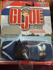 GI JOE FORD INTERCEPTOR POLIZIA MILITARE CON ETICHETTA CANE NUOVO IN CONFEZIONE - BLU - Foto 1 di 6