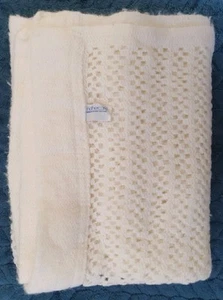 Mothercare weiße Vintage Kinderwagendecke Cellular Acryl Nylon Made in GB 58x85cm - Bild 1 von 5