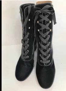 Gianvito Rossi EU 39.5 Velvet Boots NIB $1495 - Picture 1 of 4