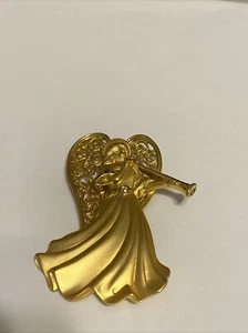 Engel Brosche mit Harfe goldfarben. 2 Zoll X 1 1/2 Zoll - Bild 1 von 4