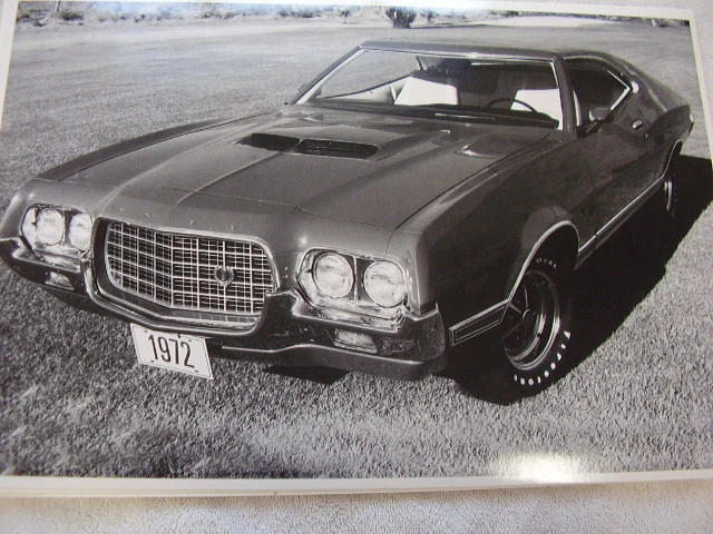 1972 年福特多里诺·库普 12 X 18 照片图片 — 第 1/1 张图片