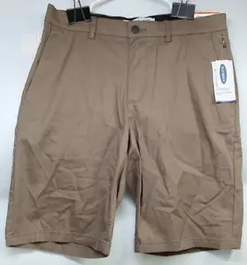 Men's Old Navy Ultimate Tech Slim Built-in Flex Tan Shorts Size 31 - Picture 1 of 6