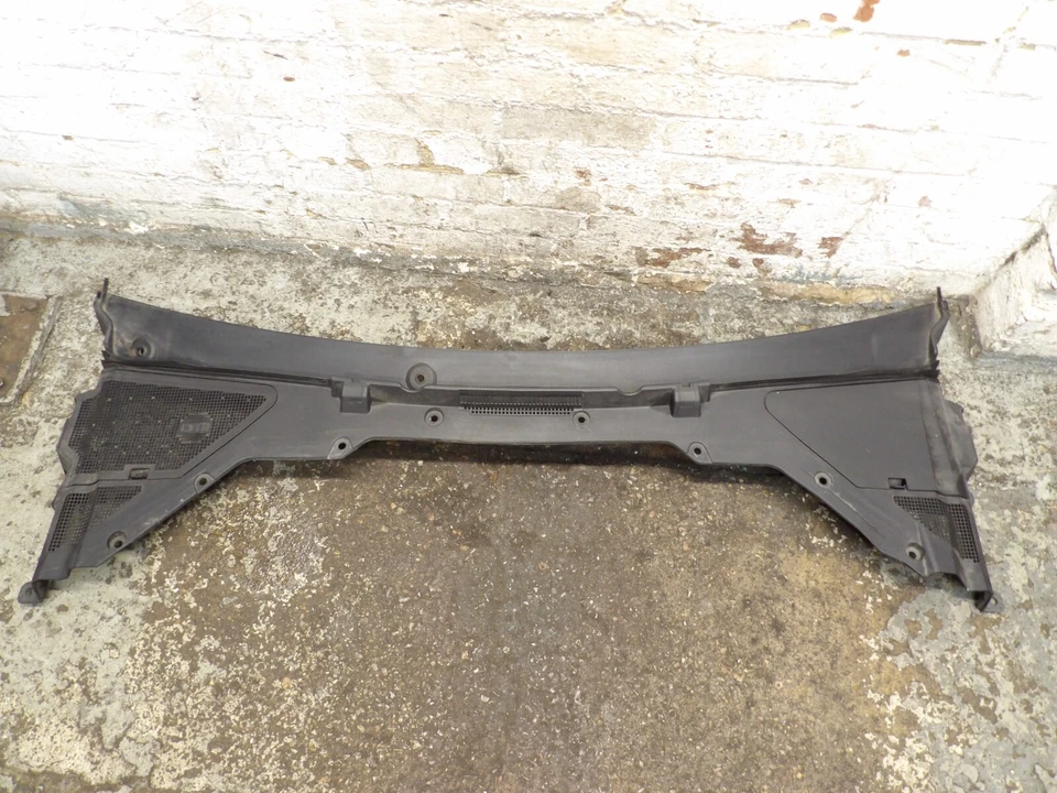 Jaguar XE GTDI X760 2016 2,0 gasolina automático 4 puertas berlina parabrisas panel de desplazamiento Foto 1 de 4