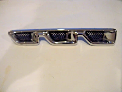 Buick Lucerne LH Driver Side Fender Three Port Hole Vent 06-11 - Image 1 of 2