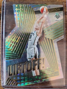 2022 Panini Revolution WNBA Sabrina Ionescu Liftoff! Die-Cut #18 NY Liberty - Picture 1 of 2