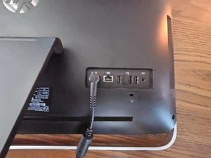 HP All-in-One 23-H110 PC - Bild 1 von 9