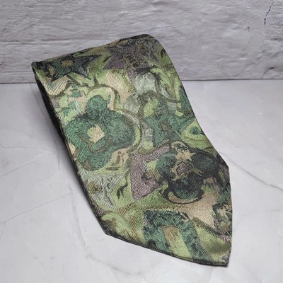 Corbata Givenchy Verde Seda Usada 100% Seda Buen Estado Foto 1 de 4